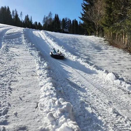Apartment Urige Waldbienenhütte *
