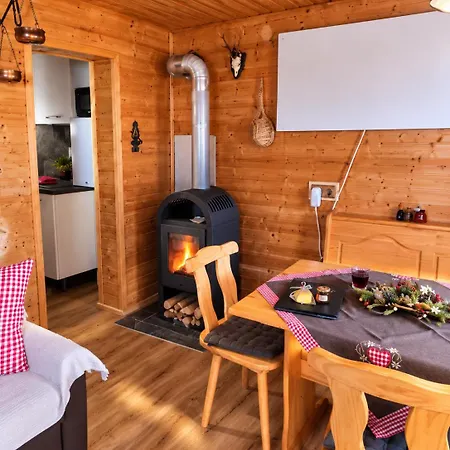 Urige Waldbienenhuette Appartement *