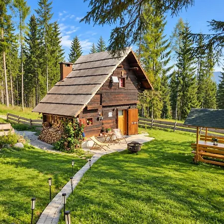 Urige Waldbienenhuette Apartman *