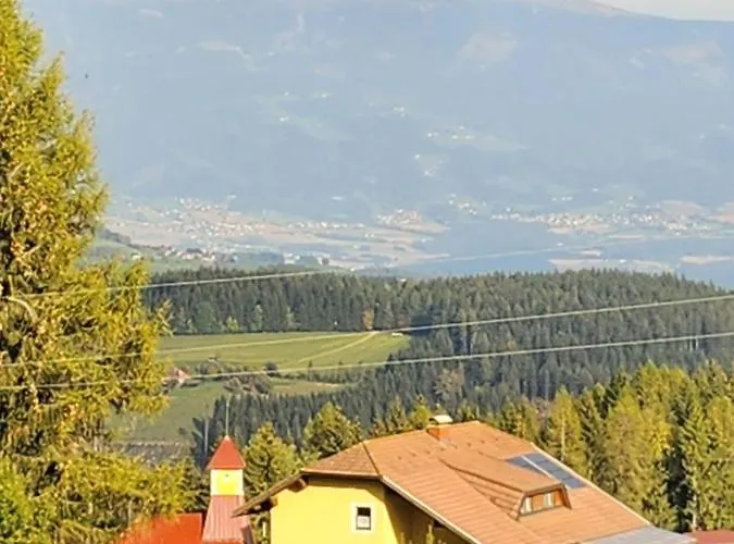 Urige Waldbienenhütte Apartment