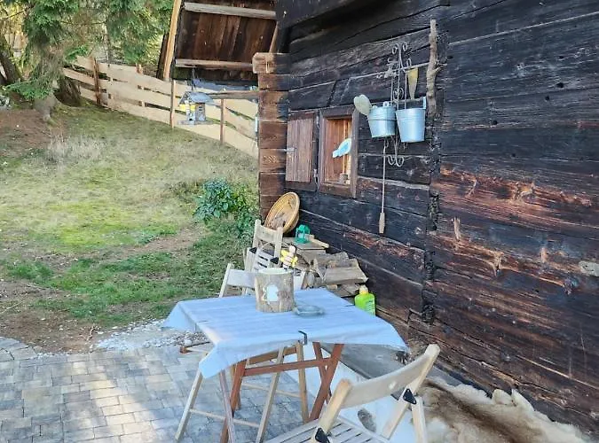 Apartment Urige Waldbienenhütte *